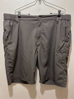 Men’s Lightweight Performance Shorts – Size 42